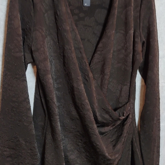 São Paulo Wrap Dress - Picture 3 of 9